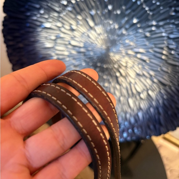 Dooney & Bourke 2pc Barrel Bag & Zipper Pouch - Picture 6 of 9